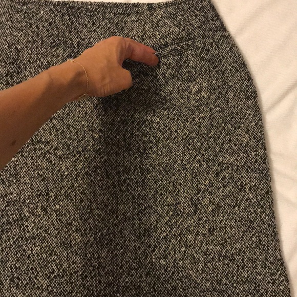 Georgio Armani skirt - Picture 5 of 7